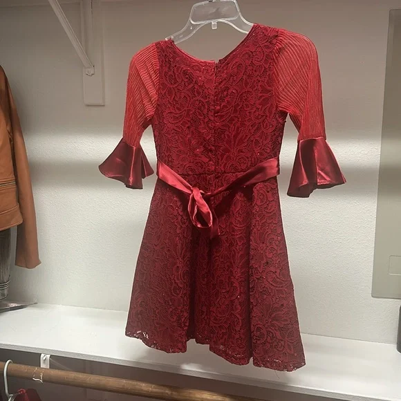 Girl’s Christmas Dress - Picture 2 of 4